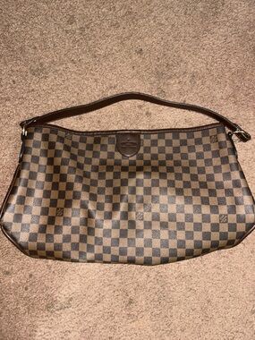 Brown Checkered Shoulder Bag - Women's Fashion Purse in Excellent Condition